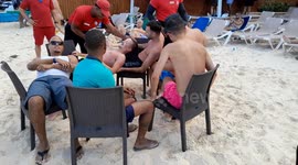 Juego en la playa bárbaro punta cana