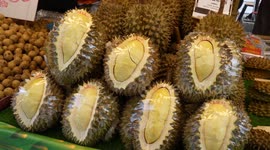 Durian price wars heat up as Vietnam undercuts Thailand for Chinese contracts