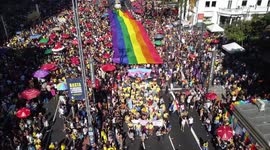 Brazil: LGBT parade calls revellers to wear colours of the Brazilian flag