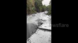 Philippines: Kanlaon Volcano Eruption – Lahar Roars Through Town In La Castellana 4