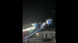 Man stays calm on thrilling octopus ride