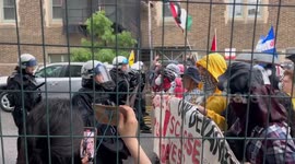 Canada: Pro-Palestine Protesters Occupy McGill University Administration Building 2