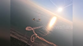 Golden Knights honor D-Day heroes with spectacular sunrise jump on 80th anniversary