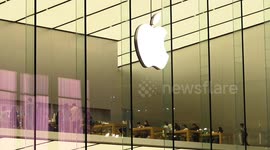 China: Apple Store Revenue Growth