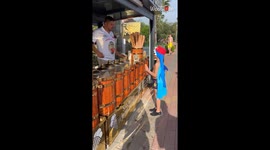7 y/o boy's comical encounter with Turkish ice cream vendor is a vacation highlight