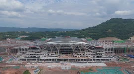 China: Chongqing East Railway Station Construction