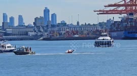 Canada: 2 Hospitalized After Seaplane Collides With Boat In Coal Harbour In Vancouver 5
