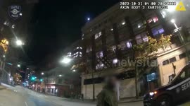 USA: 50-Year-Old Assailant Attacks Victim and Cops  in Dramatic Arrest