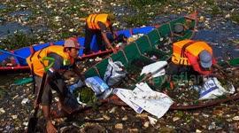 Plastic Waste Piles Up in the Citarum River in Bandug