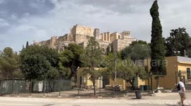 Greece: Greece announces closure of Acropolis, suspension of schools amid scorching heatwave