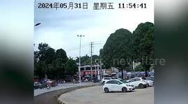 Two-story building collapses, killing two locals in China