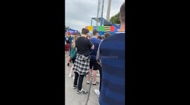 Euro 2024: Scotland supporters 'queuing hours' for beers at Munich fan park