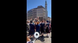 Euro 2024: Newlywed couple celebrate with thousands of Scotland fans in Munich