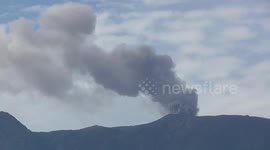 Indonesian volcano erupts amidst protests in support of Palestine
