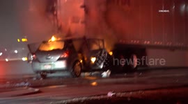 USA: Vehicle Crashes Into Back of Semi Truck Major Injuries in Bakersfield