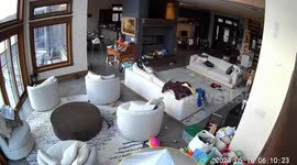 Toddler captures stunning sunrise to wake sleeping dad