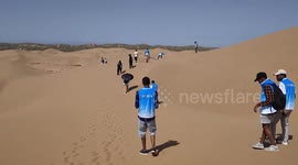 China's anti-desertification practice amazes international students