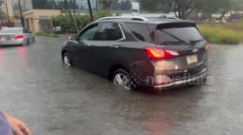 Torrential floods swamp downtown Fort Lauderdale, inundate cars