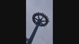 Oregon Amusement Park Ride Malfunction Leaves People Stuck Upside Down