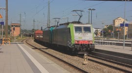 Güterzug der BLS in Doppeltraktion