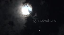 Mars appears near bright full moon