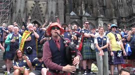 Scottish fans singing 'Flower of Scotland' in Cologne (EC2024)