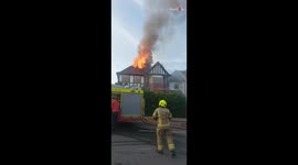 Undetermined cause leads to uninhabited house catching uncontrollable fire