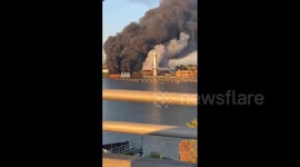 Canada: Large Fire Breaks Out On Old Rail Bridge In Metro Vancouver 6