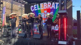 Mariachi arcoíris in the celebration of Santa Monica pride on the promenade