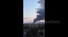 UK: Large Fire Breaks Out At Industrial Estate In Scotland 2