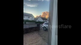 UK: Firefighters Tackle Industrial Estate Blaze Near Paisley 1