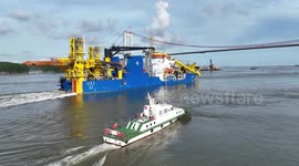 China's ultra-large self-propelled dredger completes construction task in Pinglu Canal project
