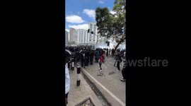 Kenya: Police Fire Tear Gas At Anti-Finance Bill Protesters In Nairobi 3