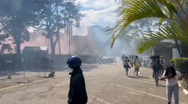 Kenya: Police Fire Tear Gas At Anti-Finance Bill Protesters In Nairobi 4