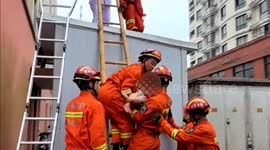Chinese boy miraculously survives after falling from 8th floor of building