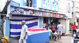 Lionel Messi fans in Bengal celebrate Argentina maestro's 37th birthday with 37-pound cake