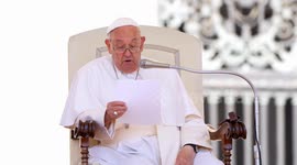 Vatican: Pope Francis entrusts the warring populations to Saints Peter and Paul in Vatican City, Vatican