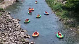 China: Canyon Rafting Cooling in Yichang