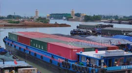 China: Beijing-Hangzhou Canal Water Level Dropped