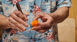 Talented Thai chef creates sugar sculpture and fruit and vegetable carvings