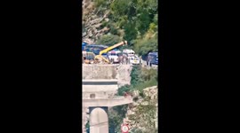 Amarnath Yatra pilgrims jump off moving bus after brake failure; 10 Injured