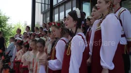 Russian students visit China for cultural exchange activities