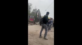 Biker girl assaults auto driver in Delhi road rage incident