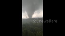 One killed as massive tornado tears through city in eastern China