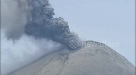 The eruption of Mount Lewotobi in Indonesia, a number of flights at East Nusa Tenggara Airport were cancelled, due to the impact of volcanic ash and volcanic ash rain
