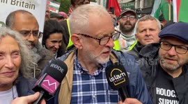 “ Stop the arms trade with Israel immediately”. Jeremy Corbyn speaks at a march for Palestine in London