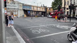 SHOCKING! Several Cyclists blatantly ignoring RED LIGHTS and just cycling through them, in London.
