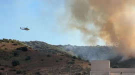 US: Rancho Fire Breaks Out In Thousand Oaks, California 3