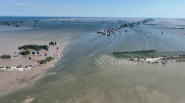 Armed forces and firefighters lead heroic rescue following dam breach in southern China