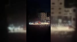 Gaza: Displaced Palestinian Families Seek Refuge in Streets Amid Bombing in Gaza City